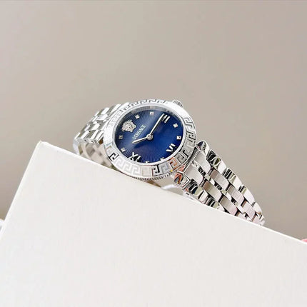Reloj Versace VEOCA0124 para mujer en acero plateado y esfera azul